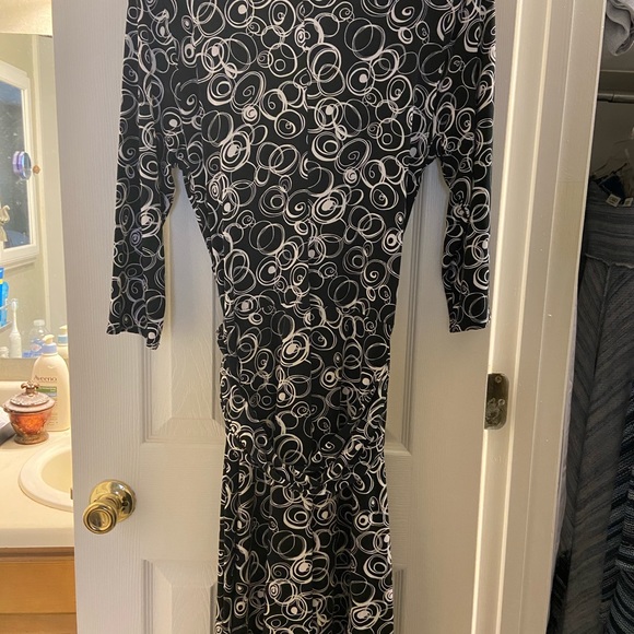 I.N. Studio black dress with pattern - Picture 3 of 4